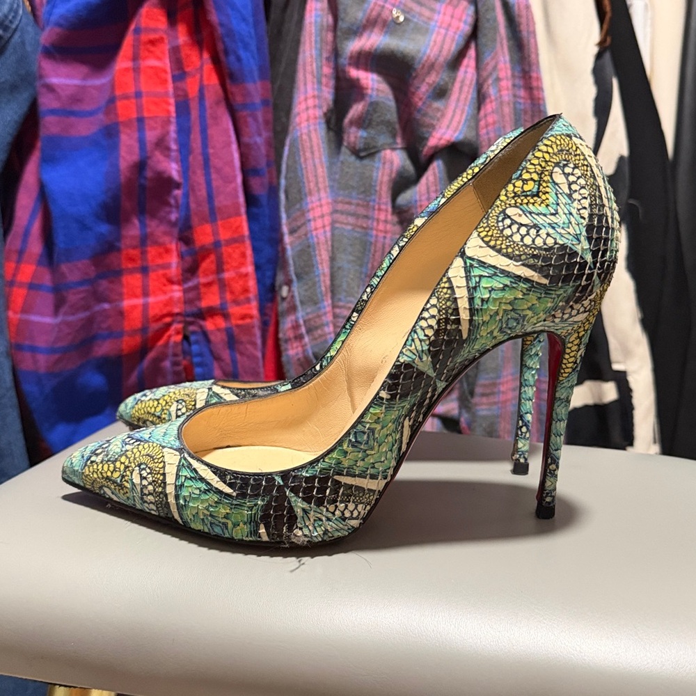 Iconic Cl Python Skin Exotic Green Patterned Stil… - image 4